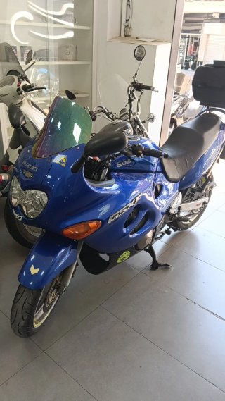 Suzuki GSX 600 F 82 CV Modificada