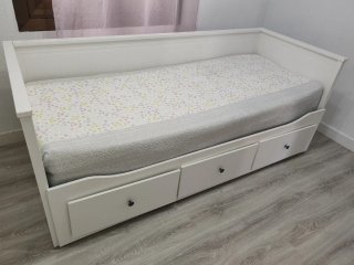 Diván/Cama Nido Hemnes IKEA cama y colchón incluid