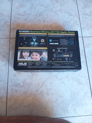 Router ASUS Negro con 3 Antenas