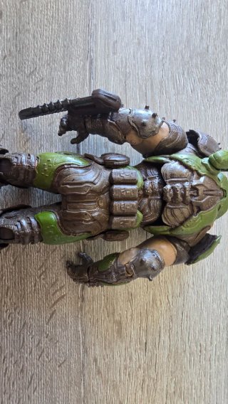 Figura Doom Slayer McFarlane Toys