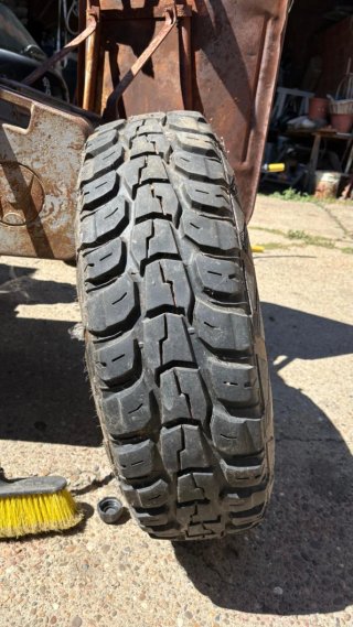 Ruedas 235/85R16 120/116Q