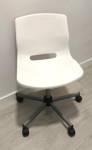 Silla de oficina estudio blanca y gris