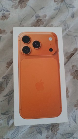 iPhone 17 Pro Arancione