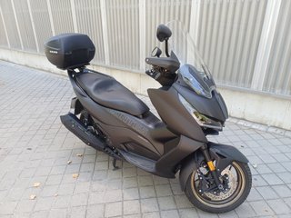 Zontes 350D Negra Maxi Scooter