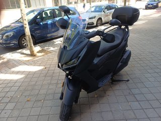 Zontes 350D Negra Maxi Scooter