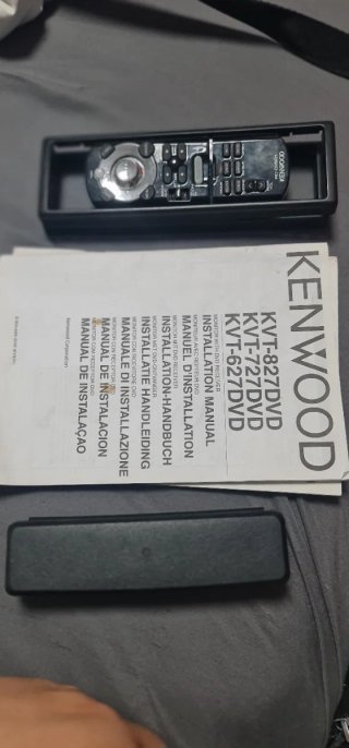 Radio DVD Kenwood Negra