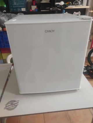 Nevera Candy 43L Blanca