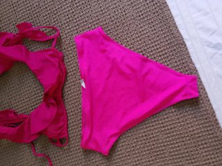 Bikini Zara rosa volantes talla L