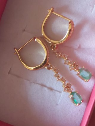 Pendientes con Esmeralda y Circonitas