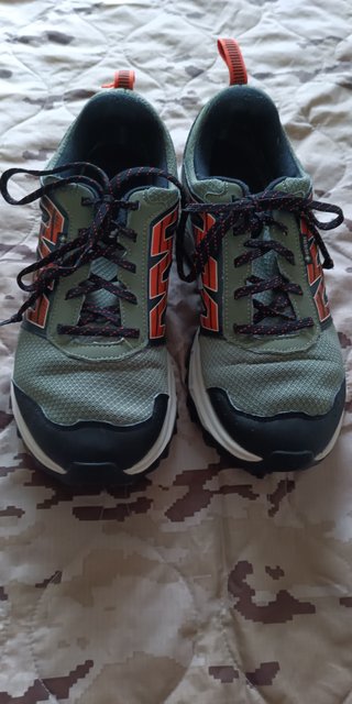 Zapatillas Salomon Goretex talla 42