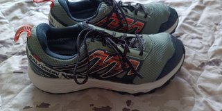 Zapatillas Salomon Goretex talla 42