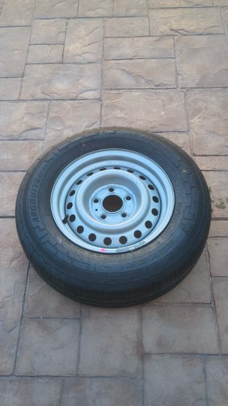 Rueda completa 195/70R14C para caravana/remolque