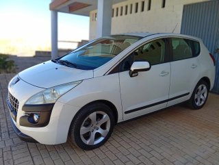 Peugeot 3008 2011