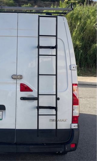 Baca Cruz Metálica + Escalera Renault Master