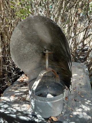 Sombrerete para chimenea metálico