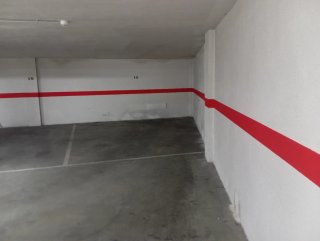 Se alquila plaza de garaje muy amplia