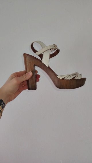 Sandalias de piel tacón plataforma T38