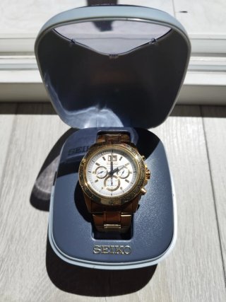 Reloj SEIKO Cronógrafo Dorado