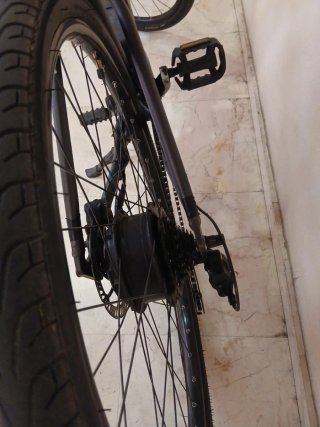 Bicicleta Eléctrica Plegable Negra, varata 500€