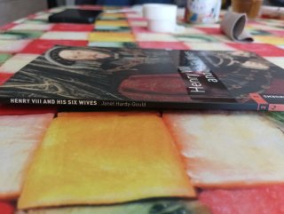 Oxford Bookworms Library: Stage 2: Henry VIII a...