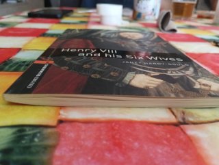 Oxford Bookworms Library: Stage 2: Henry VIII a...