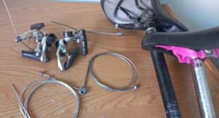 2 sillines bicicleta y frenos