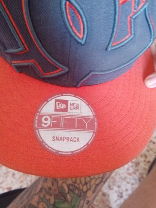 Gorra New Era Original Gris y Roja