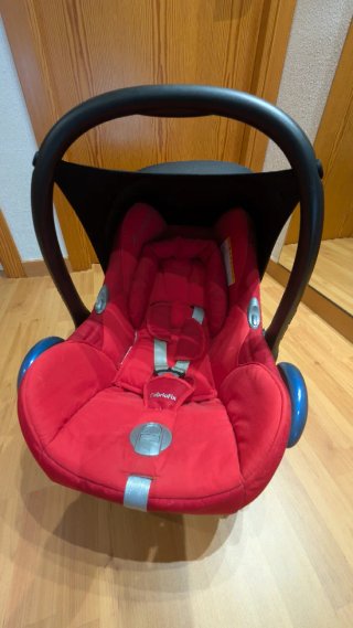 MaxiCosi CabrioFix Rojo