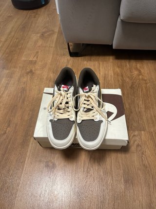 Air Jordan 1 Low Travis Scott Reverse Mocha
