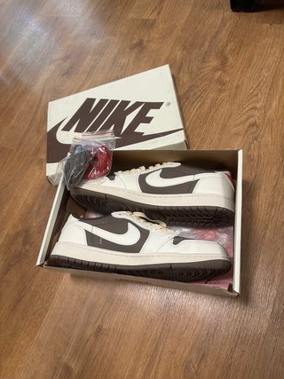 Air Jordan 1 Low Travis Scott Reverse Mocha