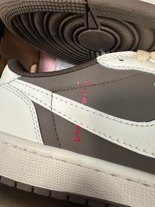 Air Jordan 1 Low Travis Scott Reverse Mocha