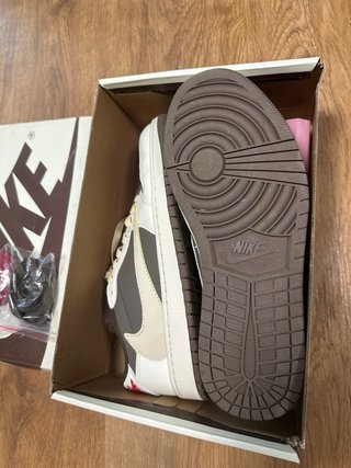 Air Jordan 1 Low Travis Scott Reverse Mocha