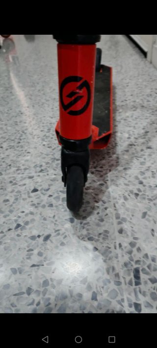 Patinete Freestyle Rojo y Negro