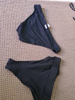 Braguita bikini H&M Talla 36 Negra