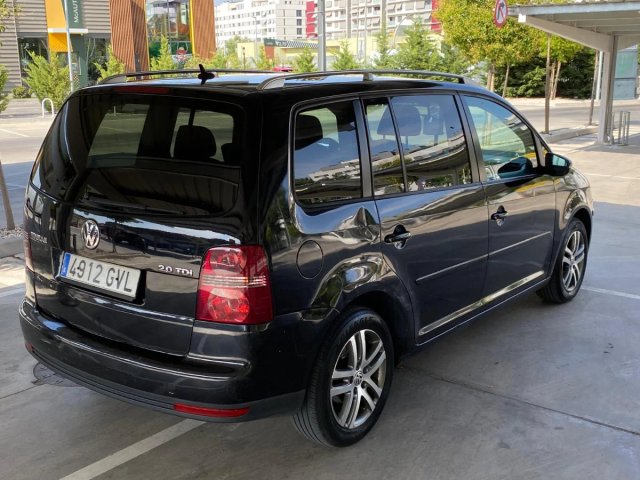 Volkswagen Touran 2010