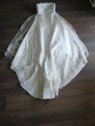 Vestido de novia bordado