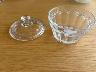 Vajilla de cristal sin estrenar