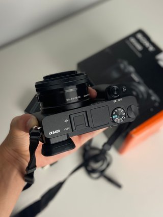 Sony a6400 + Lente 16-50mm Kit