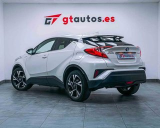 Toyota C-HR 1.8 Hybrid Dynamic Plus 122CV