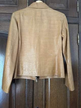 Chaqueta de cuero efecto cocodrilo