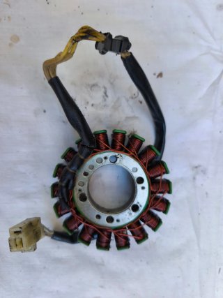 Alternador de moto seminuevo