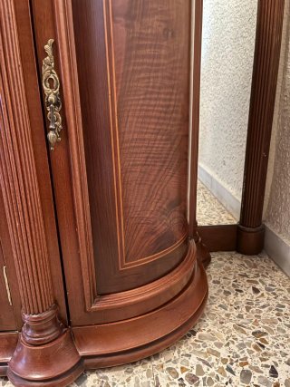 Mueble de entrada con espejo mural