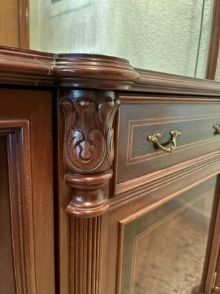 Mueble de entrada con espejo mural