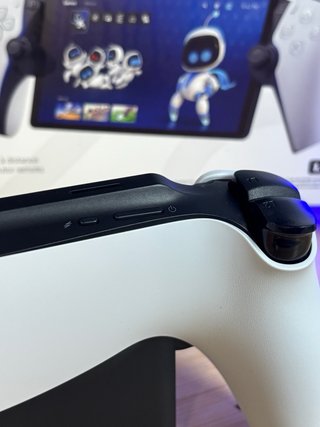 PlayStation Portal 8" PS5 remote player con caja