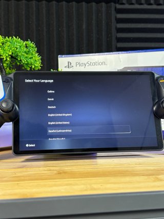 PlayStation Portal 8" PS5 remote player con caja