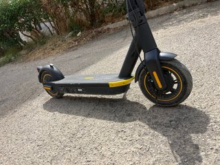 Ninebot G30 Max Monopattino Elettrico