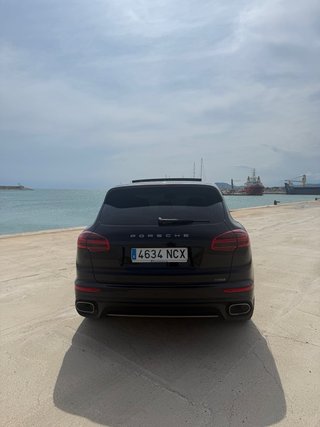 Porsche Cayenne 2016