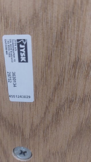 Escritorio de madera JYSK con cajón