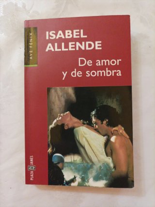 De Amor y de Sombra