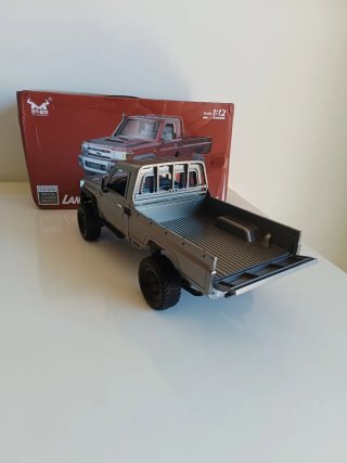 Toyota Land Cruiser RC 1:12